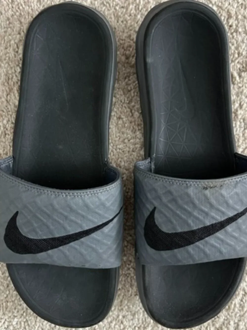 Nike Men's slides - size 9